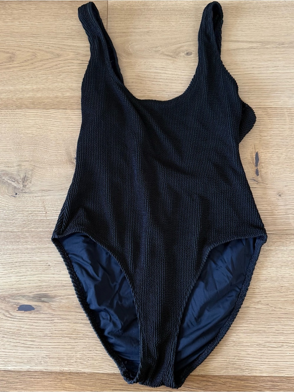 Good American always fits Black One-Piece